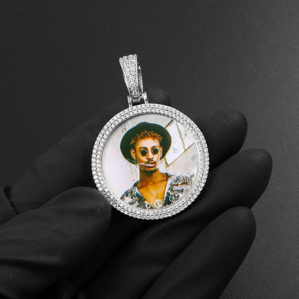 Iced out Picture Pendant (4568260051037)